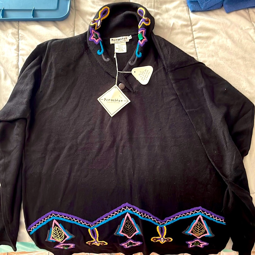 Brand new premier, women’s sweater, size medium